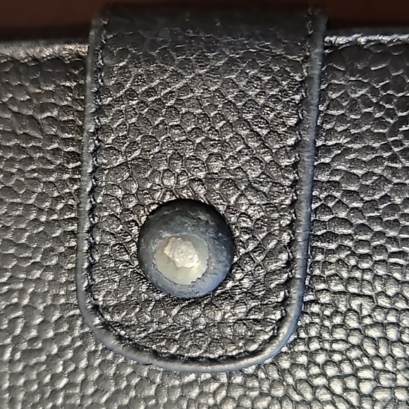 Chanel CC Logo Caviar Lambskin Bifold Wallet - Picture 6 of 7